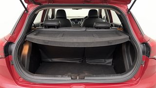 Used 2015 Hyundai Elite i20 Asta 1.2 Petrol Manual interior DICKY INSIDE VIEW