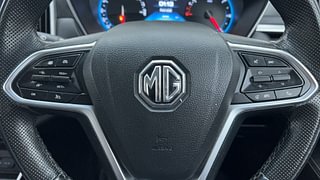 Used 2020 MG Motors Hector Sharp 1.5 DCT Petrol Petrol Automatic top_features Cruise control