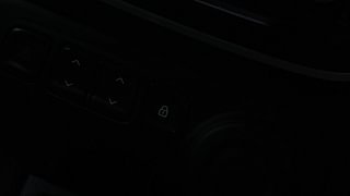 Used 2019 Renault Kwid RXL Petrol Manual top_features Central locking