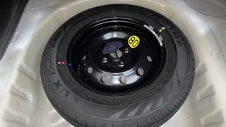 Used 2022 Maruti Suzuki Dzire ZXi AGS Petrol Automatic tyres SPARE TYRE VIEW