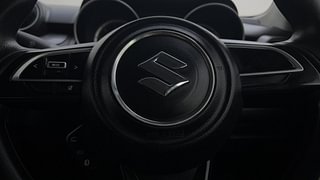 Used 2018 Maruti Suzuki Swift [2017-2021] VXI AMT Petrol Automatic top_features Airbags