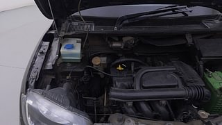 Used 2019 Renault Kwid RXL Petrol Manual engine ENGINE RIGHT SIDE HINGE & APRON VIEW