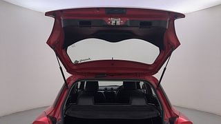 Used 2018 Maruti Suzuki Swift [2017-2021] VXI AMT Petrol Automatic interior DICKY DOOR OPEN VIEW