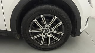 Used 2022 Mahindra XUV700 AX 7 Diesel MT 7 STR Diesel Manual tyres RIGHT FRONT TYRE RIM VIEW