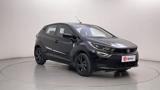 Used 2022 Tata Altroz XZA Plus Petrol Dark Edtion Petrol Automatic exterior RIGHT FRONT CORNER VIEW