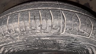 Used 2018 Maruti Suzuki Swift [2017-2021] VXI AMT Petrol Automatic tyres LEFT FRONT TYRE TREAD VIEW