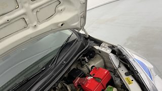 Used 2014 Maruti Suzuki Wagon R 1.0 [2010-2019] VXi Petrol Manual engine ENGINE LEFT SIDE HINGE & APRON VIEW