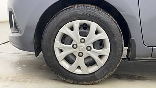 Used 2013 Hyundai Grand i10 Magna 1.2 Kappa VTVT Petrol Manual tyres LEFT FRONT TYRE RIM VIEW