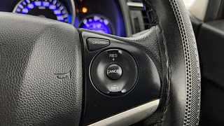 Used 2018 Honda WR-V VX MT Diesel Diesel Manual top_features Cruise control