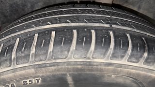 Used 2018 Maruti Suzuki Swift [2017-2021] VXI AMT Petrol Automatic tyres LEFT REAR TYRE TREAD VIEW