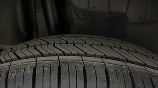 Used 2020 Maruti Suzuki Swift [2017-2021] VXi Petrol Manual tyres RIGHT REAR TYRE TREAD VIEW