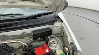 Used 2015 Maruti Suzuki Alto 800 Lxi Petrol Manual engine ENGINE LEFT SIDE HINGE & APRON VIEW