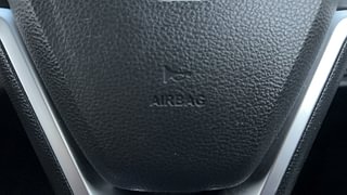 Used 2020 MG Motors Hector Sharp 1.5 DCT Petrol Petrol Automatic top_features Airbags