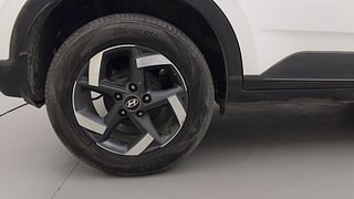 Used 2019 Hyundai Venue SX Plus 1.0 Turbo DCT Petrol Automatic tyres RIGHT REAR TYRE RIM VIEW