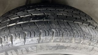 Used 2016 Maruti Suzuki Alto K10 VXI AMT Petrol Automatic tyres RIGHT FRONT TYRE TREAD VIEW
