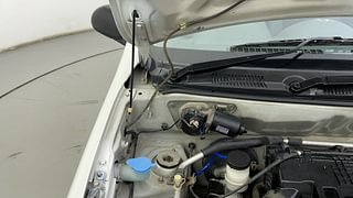 Used 2015 Maruti Suzuki Alto 800 Lxi Petrol Manual engine ENGINE RIGHT SIDE HINGE & APRON VIEW