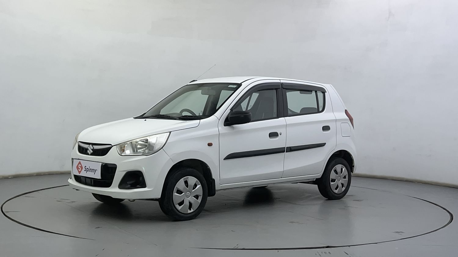 LEFT FRONT CORNER VIEW