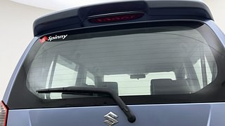 Used 2018 Maruti Suzuki Wagon R 1.0 VXI AMT Petrol Automatic top_features Rear wiper