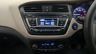 Used 2015 Hyundai Elite i20 Asta 1.2 Petrol Manual interior MUSIC SYSTEM & AC CONTROL VIEW