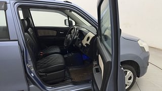 Used 2018 Maruti Suzuki Wagon R 1.0 VXI AMT Petrol Automatic interior RIGHT SIDE FRONT DOOR CABIN VIEW