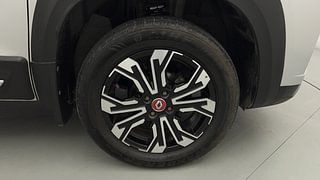Used 2023 Renault Kiger RXZ Turbo CVT Dual Tone Petrol Automatic tyres RIGHT FRONT TYRE RIM VIEW