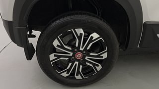 Used 2023 Renault Kiger RXZ Turbo CVT Dual Tone Petrol Automatic tyres RIGHT REAR TYRE RIM VIEW