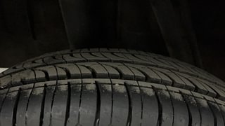 Used 2020 Renault Kwid RXT Opt Petrol Manual tyres RIGHT REAR TYRE TREAD VIEW