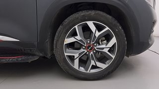 Used 2021 Kia Seltos X Line DCT Petrol Automatic tyres RIGHT FRONT TYRE RIM VIEW