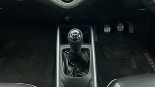 Used 2016 Maruti Suzuki Baleno Alpha 1.2 Petrol Manual interior GEAR  KNOB VIEW