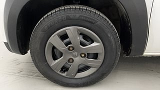 Used 2020 Renault Kwid RXT Opt Petrol Manual tyres LEFT FRONT TYRE RIM VIEW