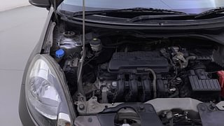 Used 2016 Honda Brio VX MT Petrol Manual engine ENGINE RIGHT SIDE HINGE & APRON VIEW
