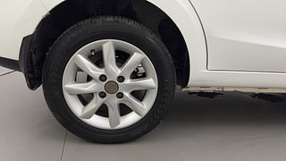 Used 2016 Tata Zest [2014-2019] XT Petrol Petrol Manual tyres RIGHT REAR TYRE RIM VIEW