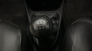 Used 2011 Toyota Etios [2010-2017] G Petrol Manual interior GEAR  KNOB VIEW