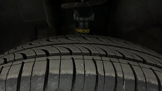 Used 2020 Renault Kwid RXT Opt Petrol Manual tyres LEFT FRONT TYRE TREAD VIEW
