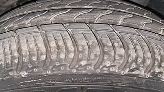 Used 2016 Honda Brio VX MT Petrol Manual tyres LEFT REAR TYRE TREAD VIEW
