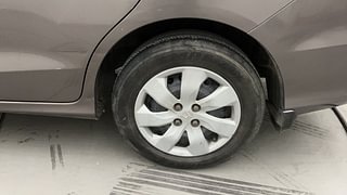 Used 2014 Honda Mobilio S Petrol Petrol Manual tyres LEFT REAR TYRE RIM VIEW