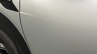 Used 2023 Renault Kiger RXZ Turbo CVT Dual Tone Petrol Automatic dents MINOR DENT