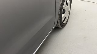 Used 2016 Maruti Suzuki Wagon R 1.0 VXI AMT Petrol Automatic dents MINOR SCRATCH