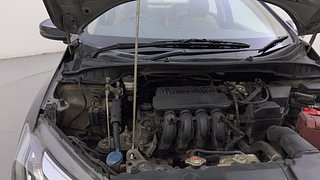 Used 2018 Honda City V Petrol Petrol Manual engine ENGINE RIGHT SIDE HINGE & APRON VIEW