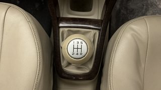 Used 2013 Maruti Suzuki Swift Dzire Regal LTD Petrol Manual interior GEAR  KNOB VIEW