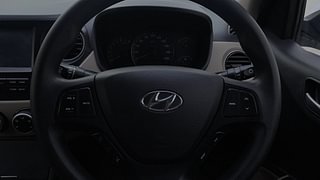 Used 2019 Hyundai Xcent SX Petrol Manual top_features Airbags