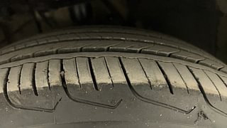 Used 2022 Tata Altroz XZ Plus 1.5 diesel mt dual tone Diesel Manual tyres RIGHT FRONT TYRE TREAD VIEW