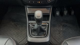 Used 2022 Tata Punch Pure MT Petrol Manual interior GEAR  KNOB VIEW