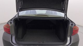 Used 2018 Honda City V Petrol Petrol Manual interior DICKY INSIDE VIEW
