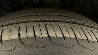 Used 2022 Tata Altroz XZ Plus 1.5 diesel mt dual tone Diesel Manual tyres LEFT FRONT TYRE TREAD VIEW