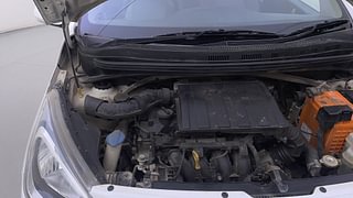 Used 2019 Hyundai Xcent SX Petrol Manual engine ENGINE RIGHT SIDE HINGE & APRON VIEW