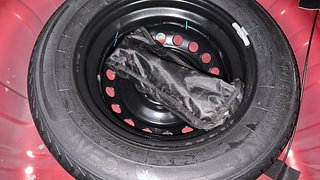 Used 2020 Renault Kwid 1.0L RXT(O) AMT Petrol Automatic tyres SPARE TYRE VIEW