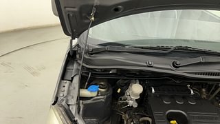 Used 2016 Maruti Suzuki Wagon R 1.0 VXI AMT Petrol Automatic engine ENGINE RIGHT SIDE HINGE & APRON VIEW