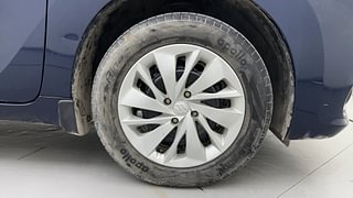 Used 2022 Maruti Suzuki Baleno Delta AGS Petrol Automatic tyres RIGHT FRONT TYRE RIM VIEW