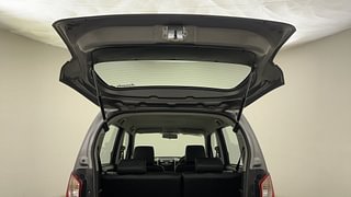 Used 2016 Maruti Suzuki Wagon R 1.0 VXI AMT Petrol Automatic interior DICKY DOOR OPEN VIEW